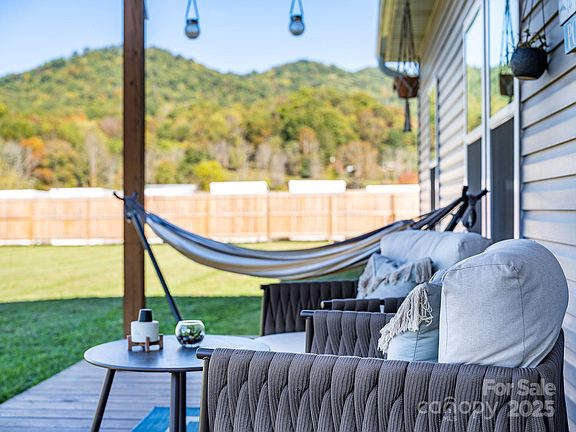 5th image of 41 Utah Mountain Rd