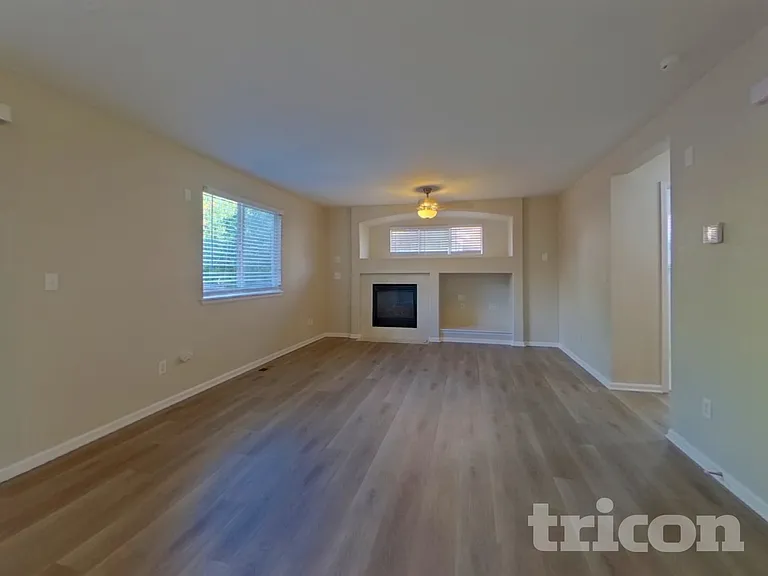 16565 Humboldt St — Photo 2