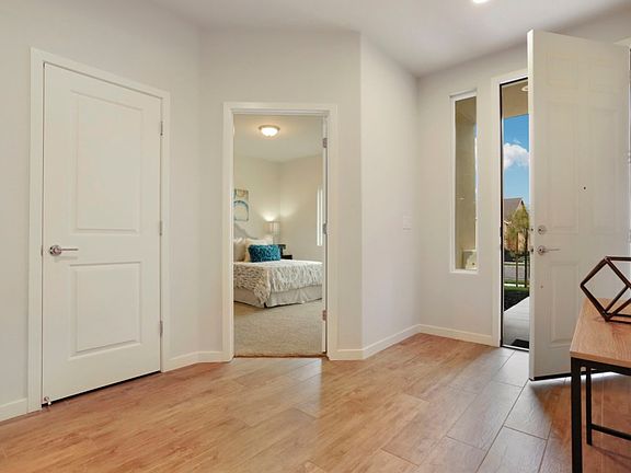 5th image of 2331 Starboard Ln