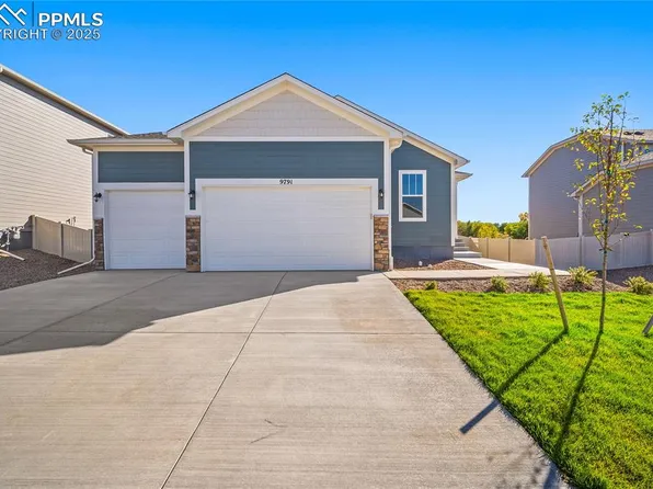 9791 Blaurock Dr, Fountain, CO 80817