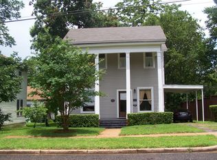 606 S Sycamore St, Palestine, TX 75801