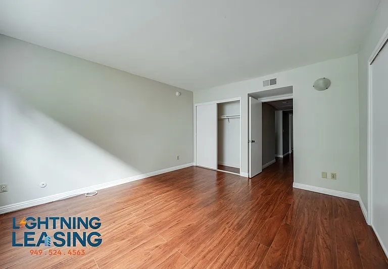 815 S Shenandoah St #301 — Photo 15