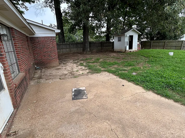 7114 Goodman Ridge Dr — Photo 2