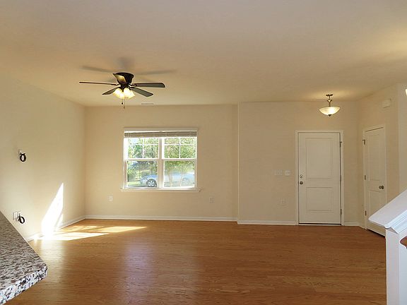 5th image of 37 Rambler Ln