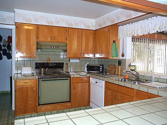 Large Kitchen