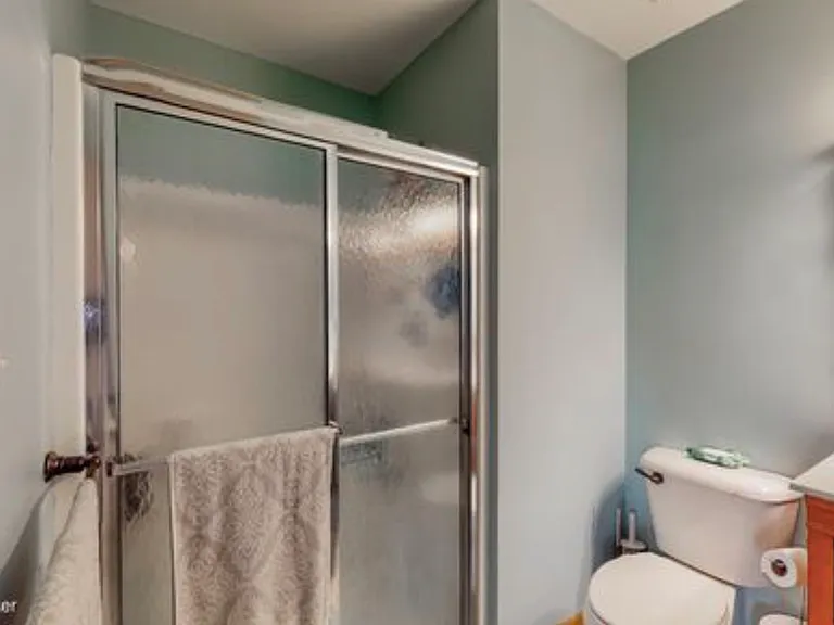 6608 Rockview Way — Photo 7