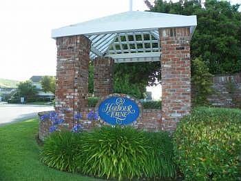 3rd image of 209 Cliff Walk Dr