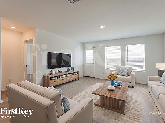5th image of 2434 Double Oak Dr