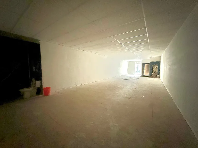 927 Main St — Photo 4