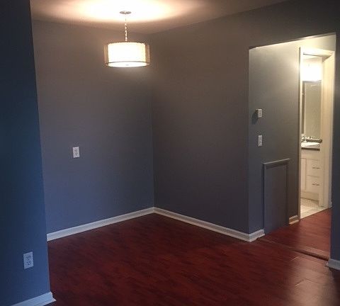 4th image of 1056 Byron St #10840130