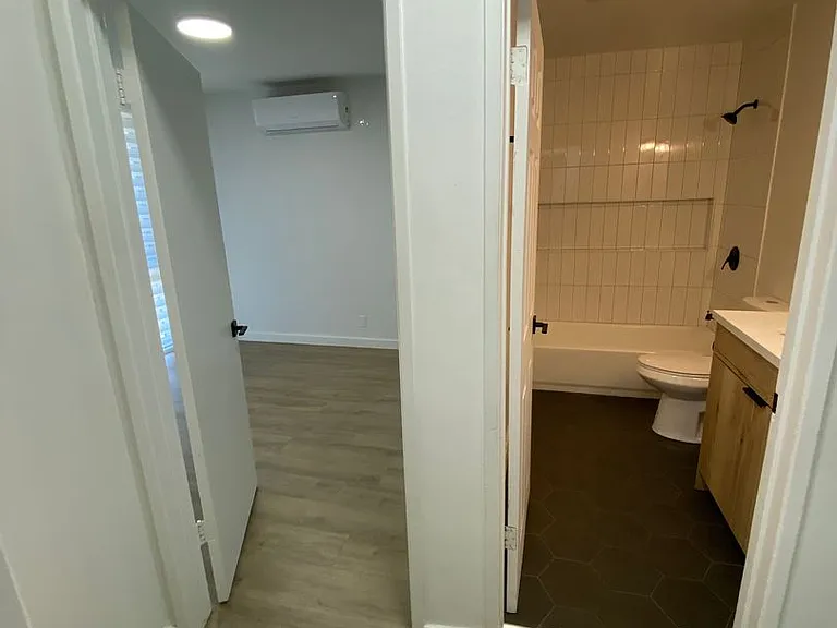 435 N. Euclid — Photo 7