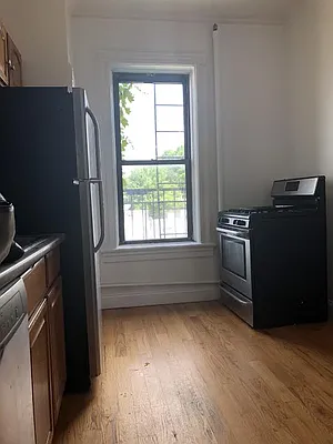 Rented by EXR | media 8