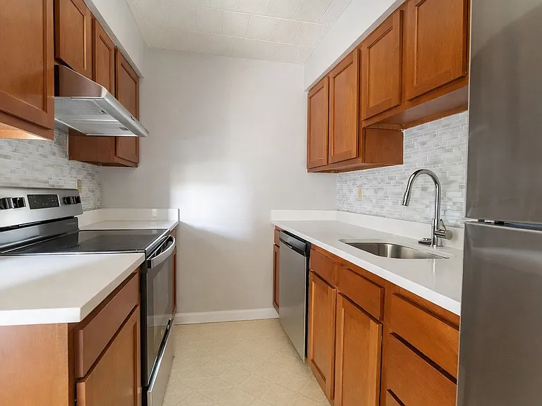 Stainless Steel Kitchen 2B/2B