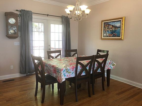 4th image of 7325 Majestic Hill Dr