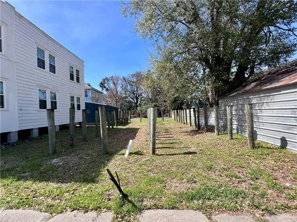 3316 Jena St, New Orleans, LA 70125