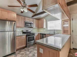 5738 Mammoth Ave, Van Nuys, CA 91401