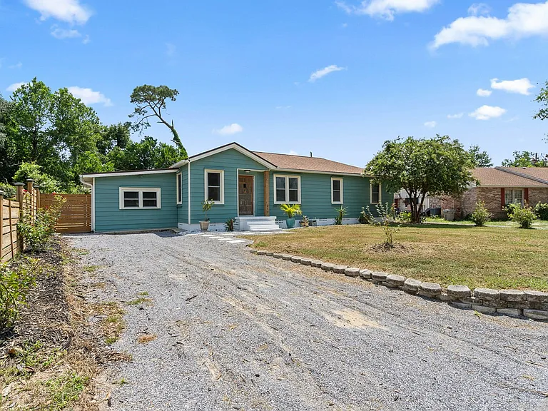 212 SE Kalash Rd — Photo 5