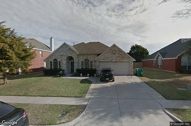 1st image of 1331 Calvert Dr