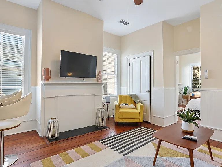 303 W Park Ave #D — Photo 11