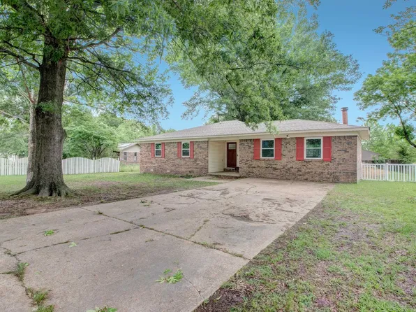 609 Meadow Cir, Beebe, AR 72012