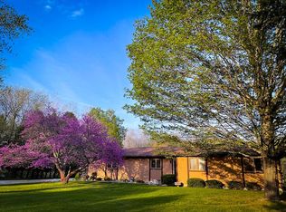 1839 Arch Rd, Eaton Rapids, MI 48827