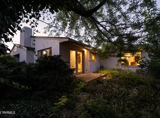 630 Mapleway Rd, Selah, WA 98942