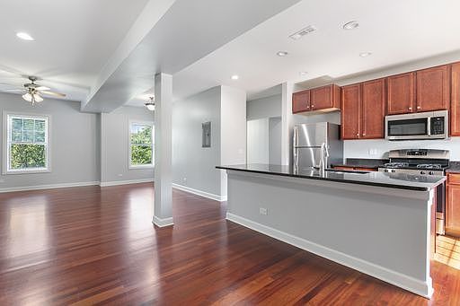 3rd image of 7363 N Ashland Blvd APT 1