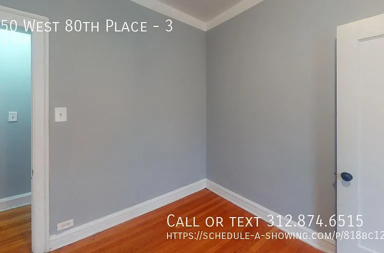 1650 W 80th St #3 — Photo 4