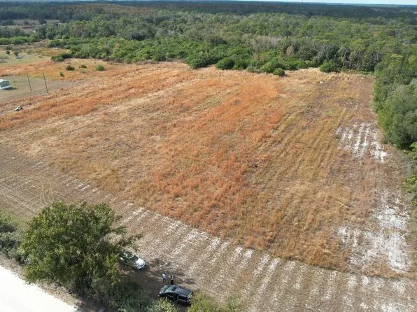 14451 Seminole Trl, Wimauma, FL 33598