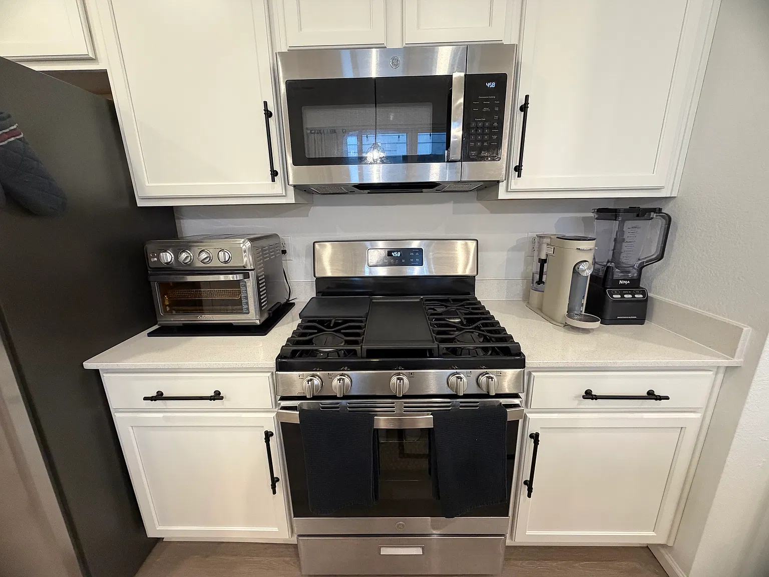 3 bed, 2.5 bath, 1438 sqft, $2,875 — Photo 4