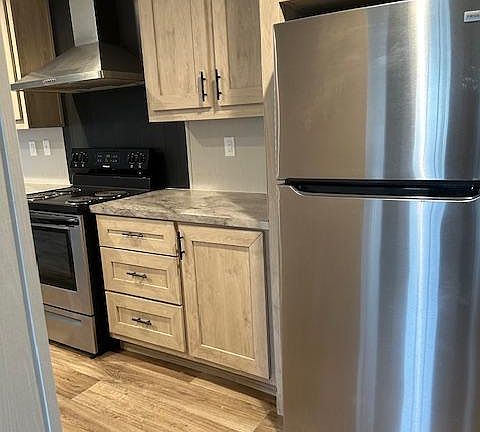 4th image of 4633 3rd St