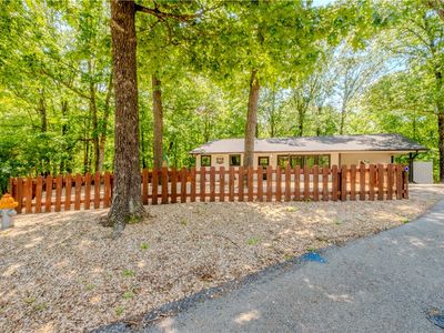 19 Celtic Dr, Bella Vista, AR, 72714