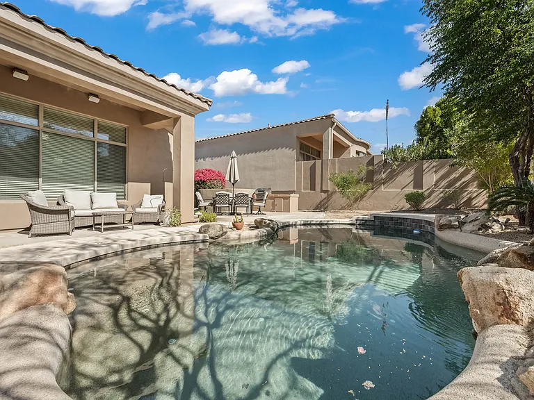 11479 E Beck Ln — Photo 3