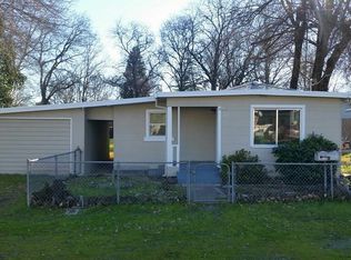 1555 School St, Anderson, CA 96007