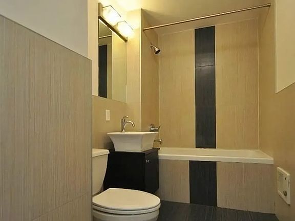 5th image of 153 Essex St APT 5D