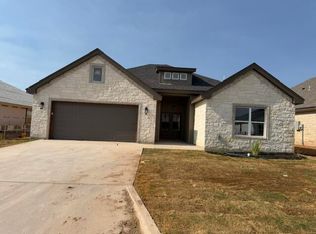 3013 Cedarhill Dr, San Angelo, TX 76904