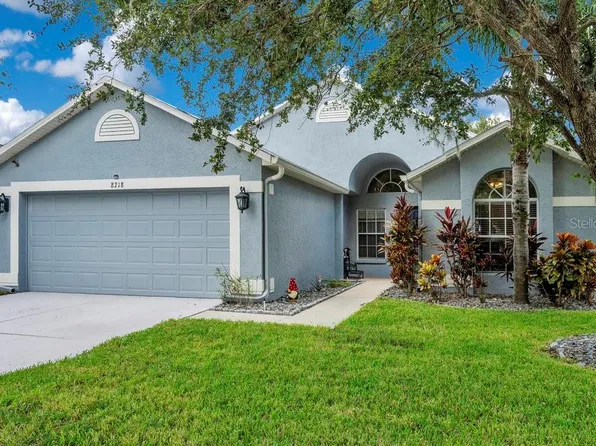 8218 Carriage Pointe Dr, Gibsonton, FL 33534