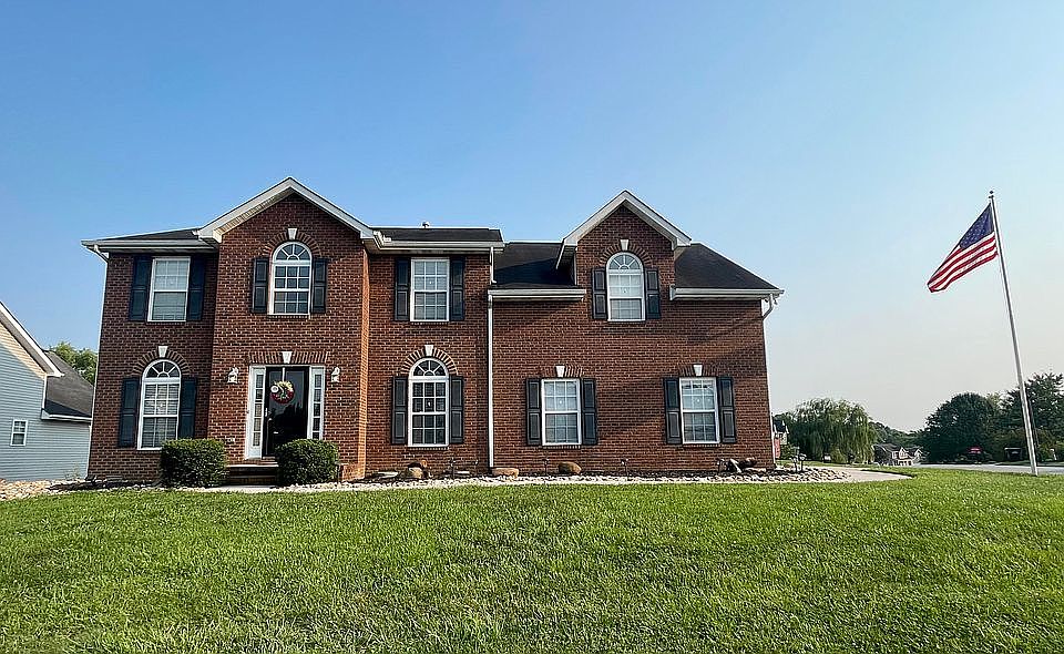 1st image of 5104 Horsestall Dr