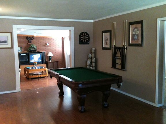 Living room / family room