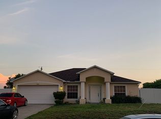 225 NE 9th St, Cape Coral, FL 33909