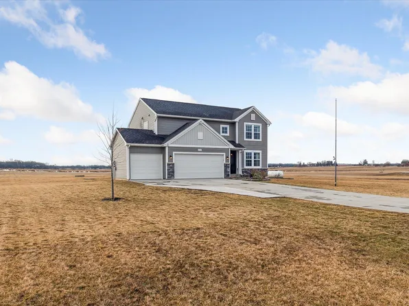 17121 Country Dr, Manchester, MI 48158