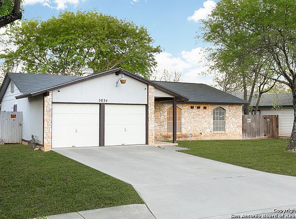 2nd image of 5834 Les Harrison Dr