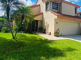 9440 NW 18th Dr, Plantation, FL 33322