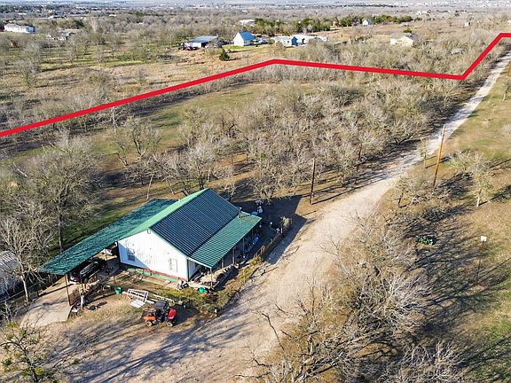 2nd image of 885 Longhollow Rd