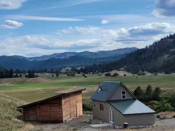 12 Tanager Ln, Republic, WA 99166