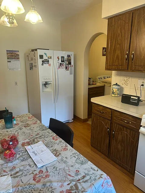 3 bed, 1150 sqft, $3,500 — Photo 4