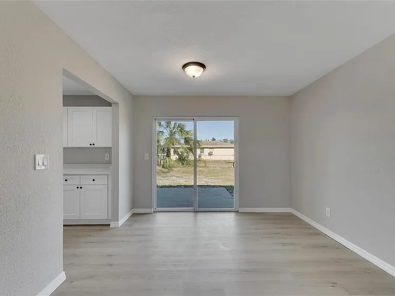 527 Fox Run Trl — Photo 19