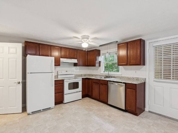 5 Woodvale Ct