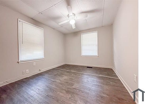 5th image of 2203 Eleanor Dr