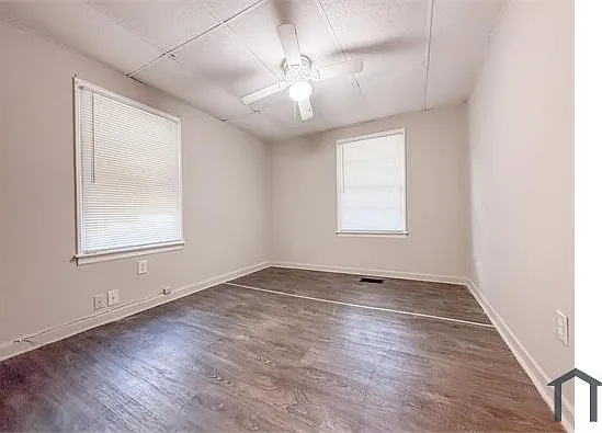 2203 Eleanor Dr — Photo 5